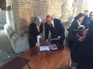 Il Direttore Generale Unesco Irina Bokova e il Direttore della BMTA Ugo Picarelli